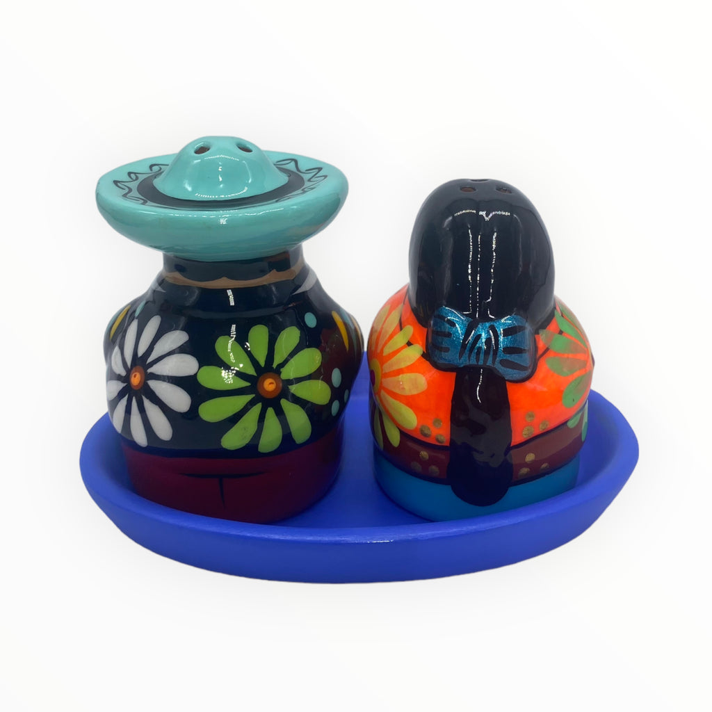 Add a touch of Mexican culture to your dining table with this unique and charming couple."
