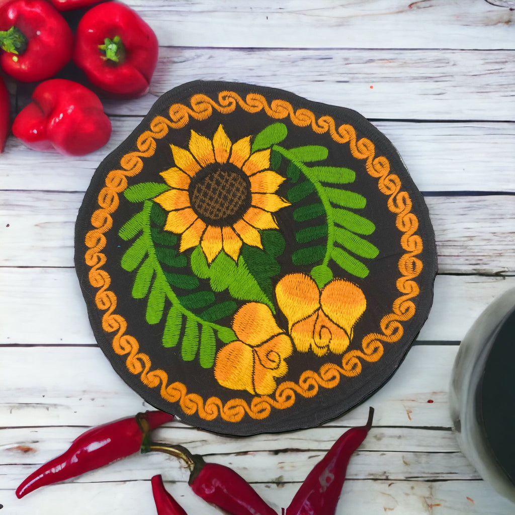 Black Sunflower Embroidery Napkin"Elevate your dining experience with this exquisite black napkin featuring intricate sunflower embroidery
